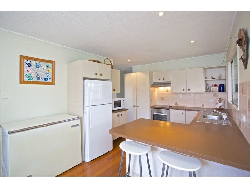 21 Natasha St, Wynnum West QLD 4178