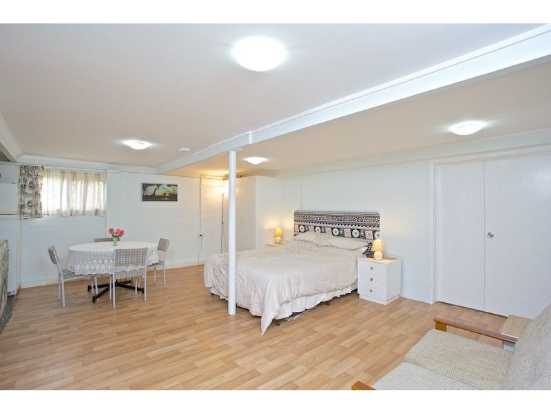 21 Natasha St, Wynnum West QLD 4178