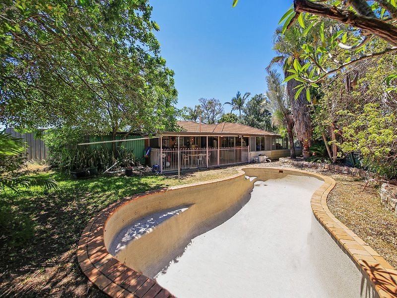 1 Norfolk St, Hillcrest QLD 4118