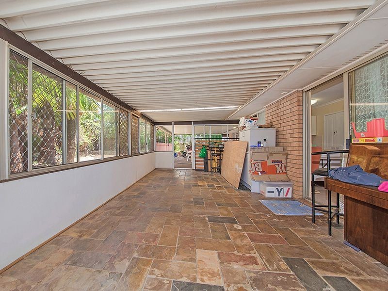 1 Norfolk St, Hillcrest QLD 4118