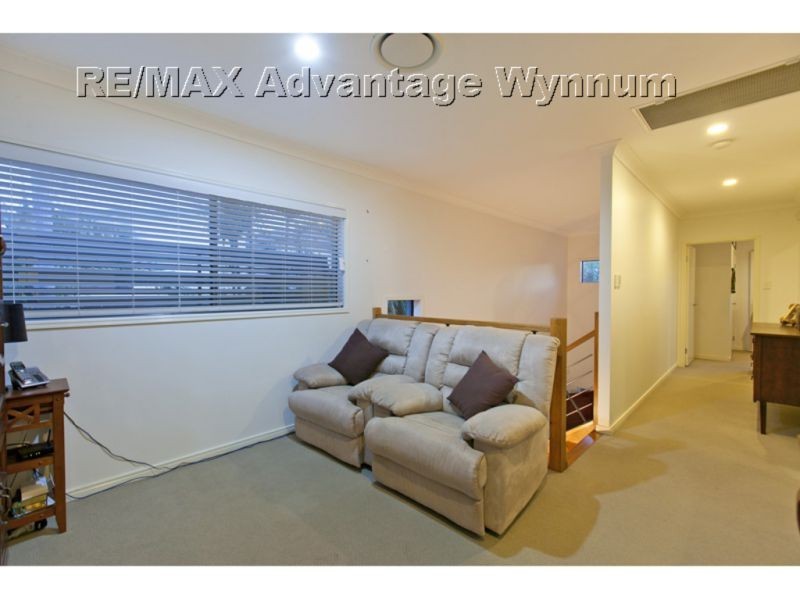 9 Parkview Ave, Wynnum QLD 4178