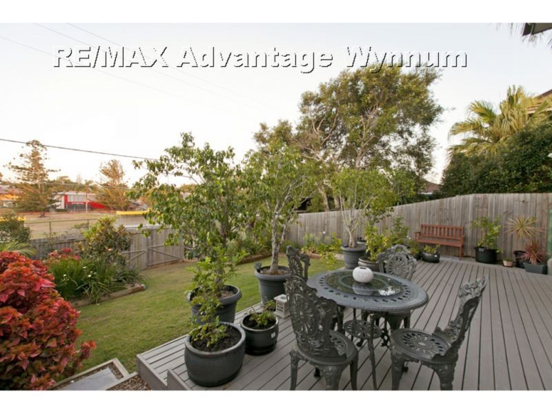 9 Parkview Ave, Wynnum QLD 4178