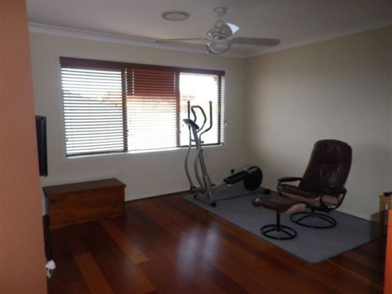 4 Willis Street, Wakerley QLD 4154