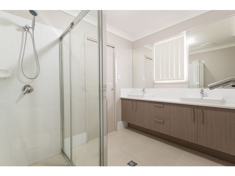 21 Blackwood Road, Manly West QLD 4179