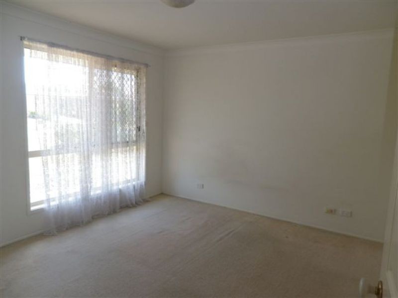 18 Holland Crescent, Wynnum West QLD 4178