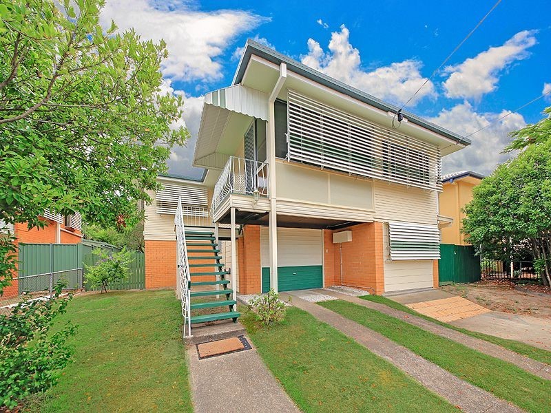 55 Roseberry Pde, Wynnum West QLD 4178