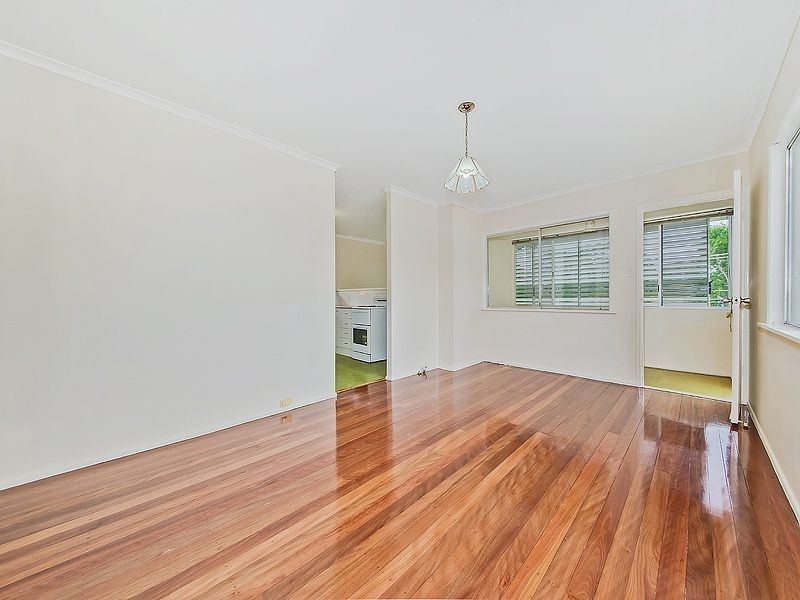 55 Roseberry Pde, Wynnum West QLD 4178