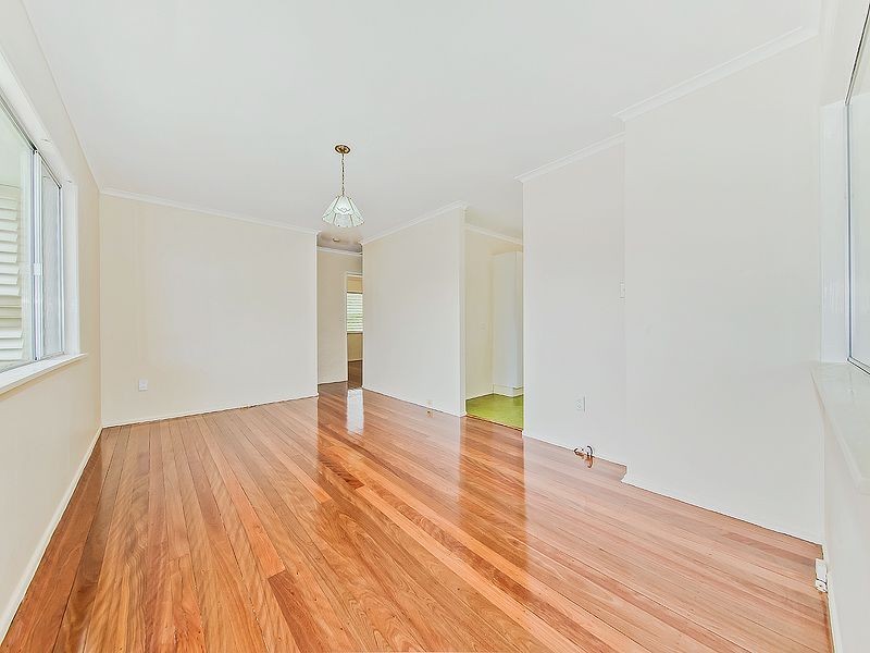 55 Roseberry Pde, Wynnum West QLD 4178