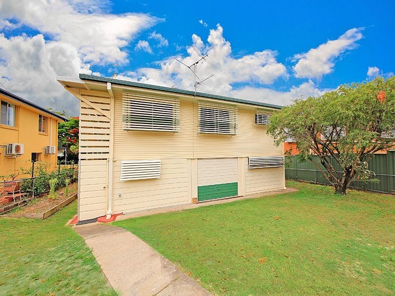 55 Roseberry Pde, Wynnum West QLD 4178