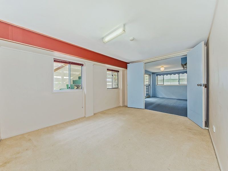 55 Roseberry Pde, Wynnum West QLD 4178