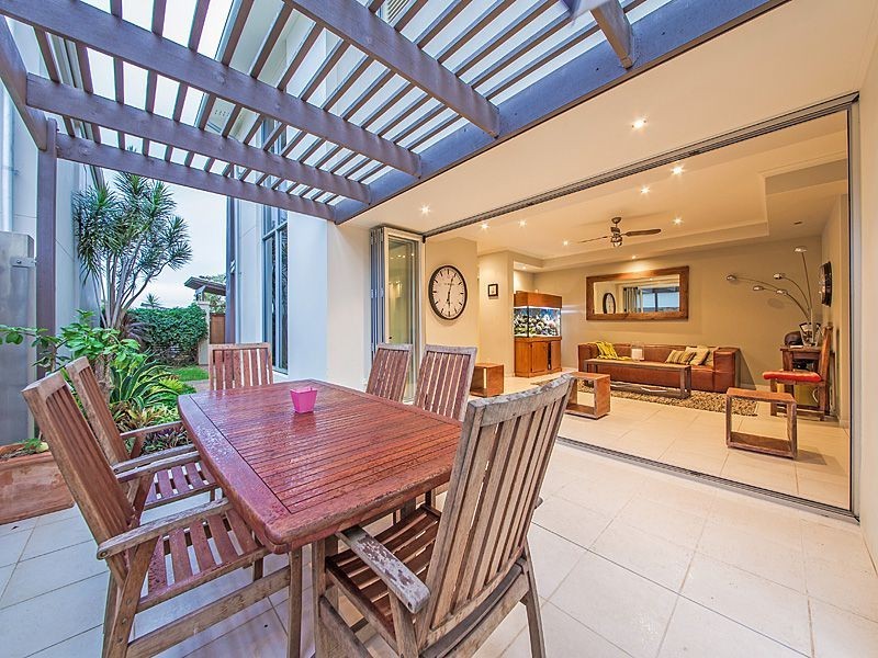 340 Main Rd, Wellington Point QLD 4160