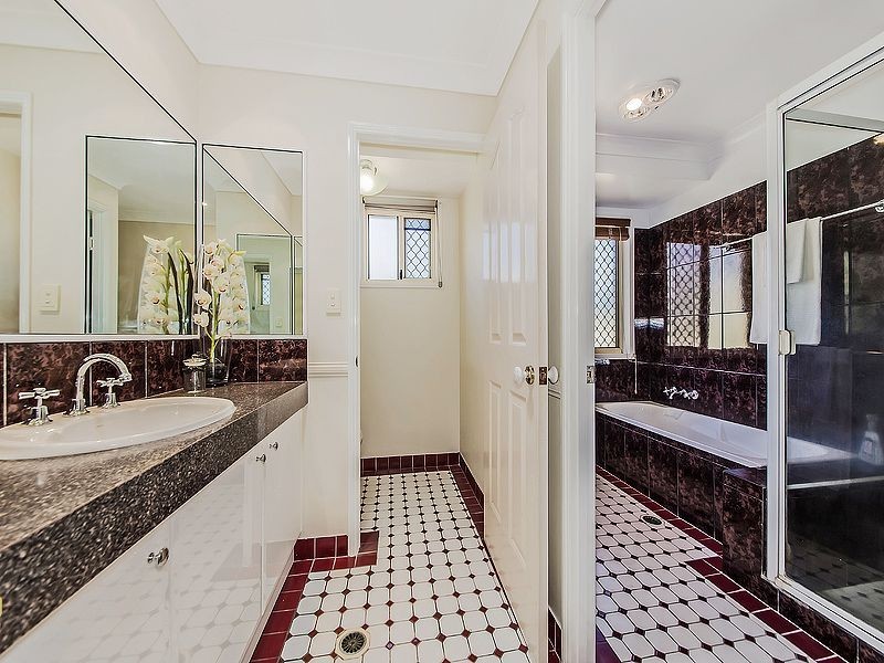 76 Castlerea Street, Tingalpa QLD 4173