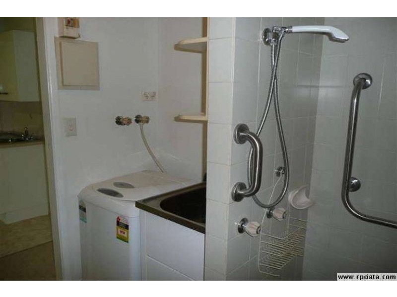 1/15 Carmichael Court, Wynnum West QLD 4178