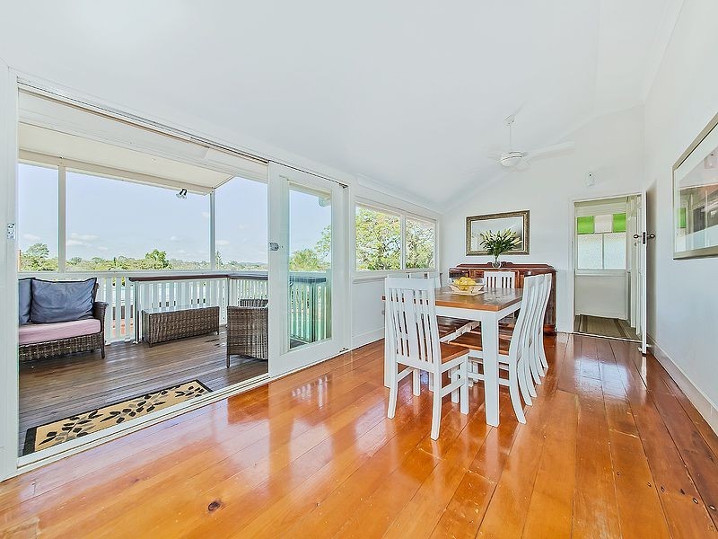 144 Preston Rd, Manly West QLD 4179