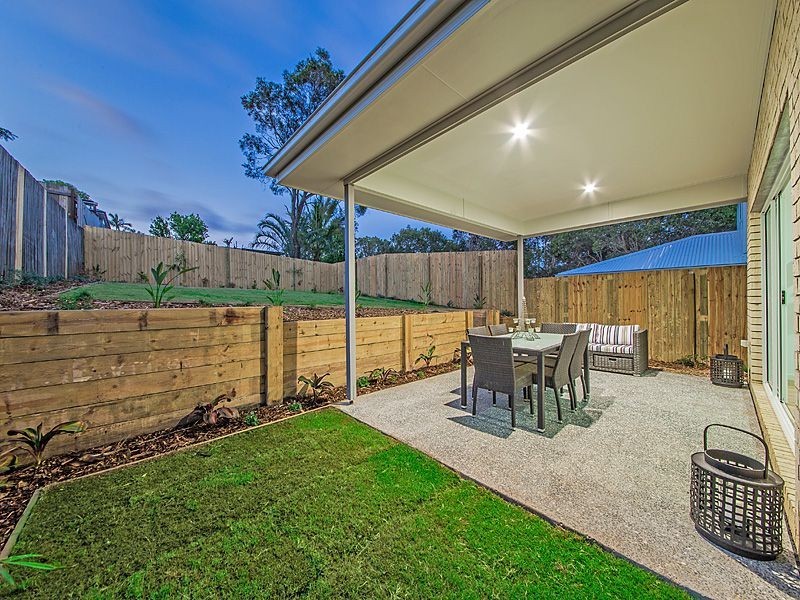 39 Curtis St, Manly QLD 4179