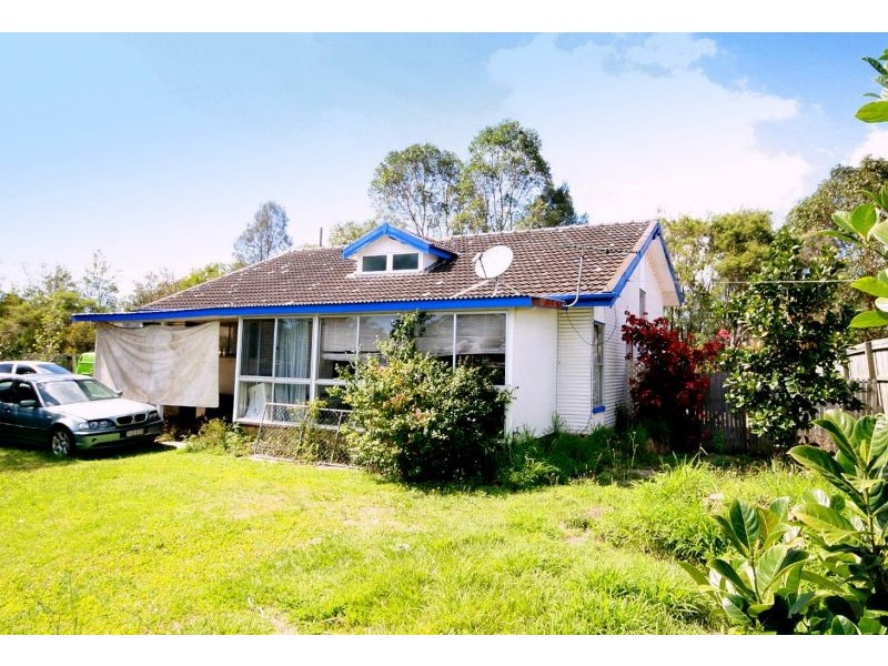 3 Evelyn Rd, Wynnum West QLD 4178