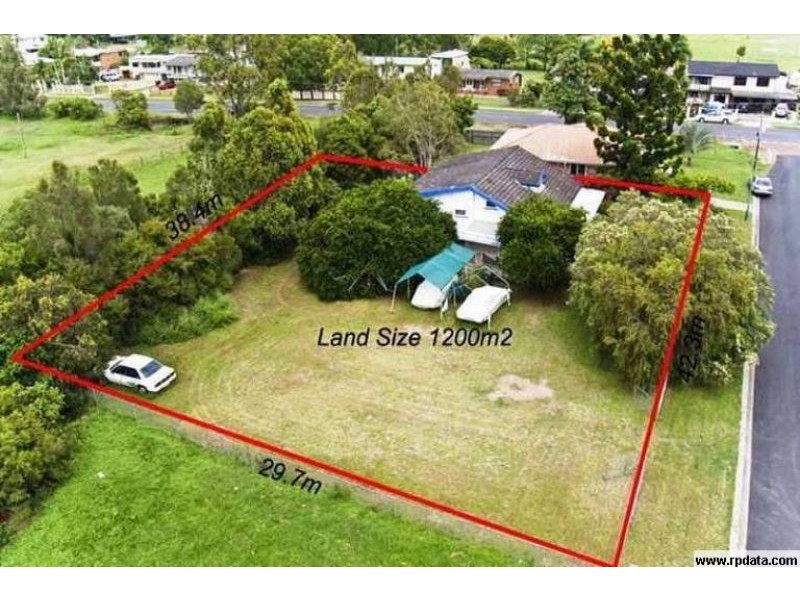 3 Evelyn Rd, Wynnum West QLD 4178