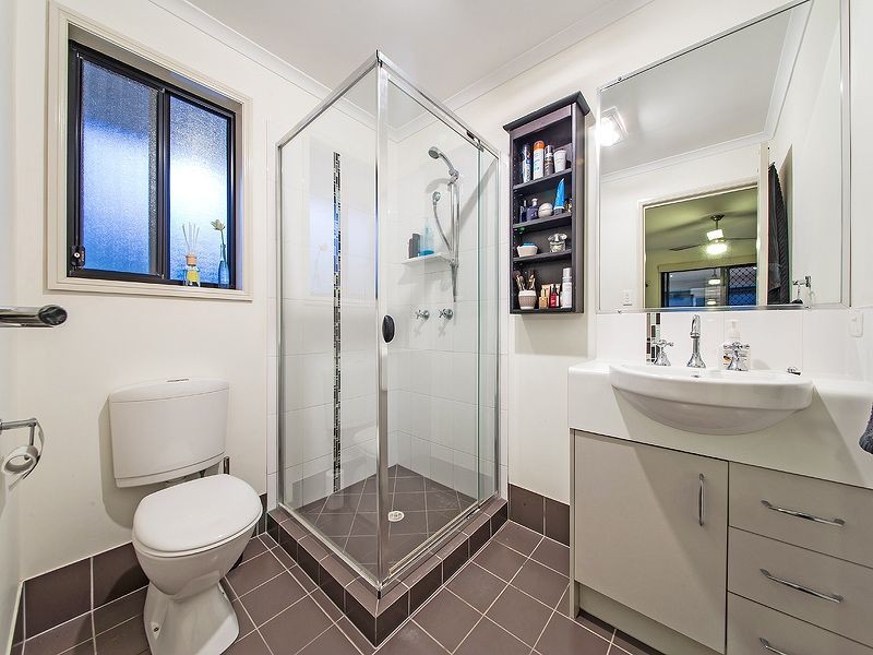 25 Red Gum Crescent, Wakerley QLD 4154