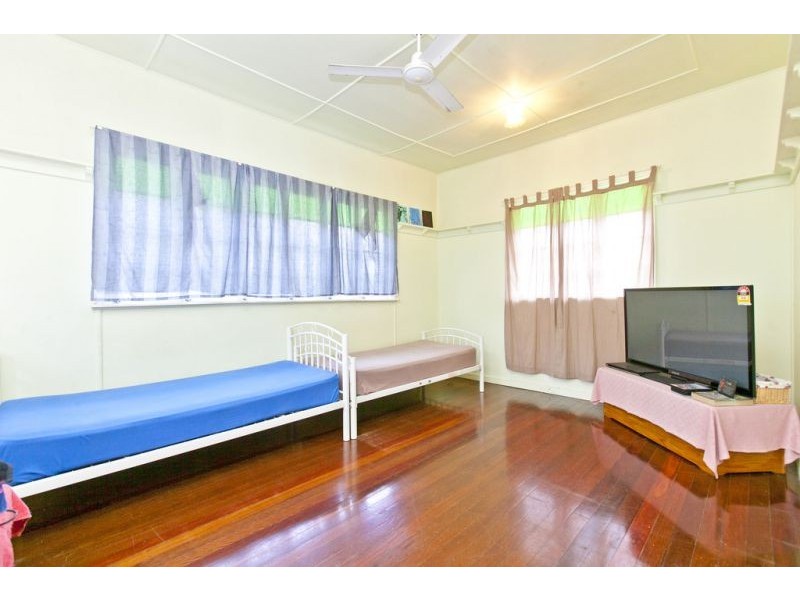 78 Britannia St, Manly QLD 4179