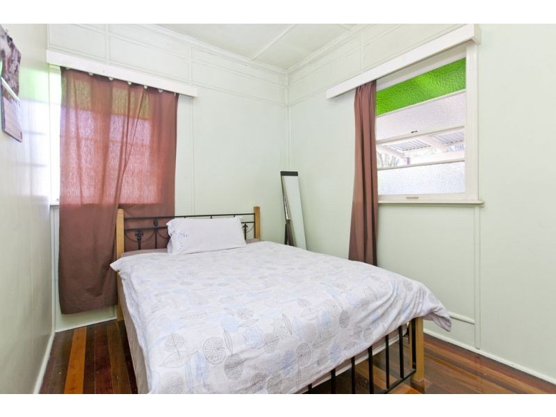 78 Britannia St, Manly QLD 4179