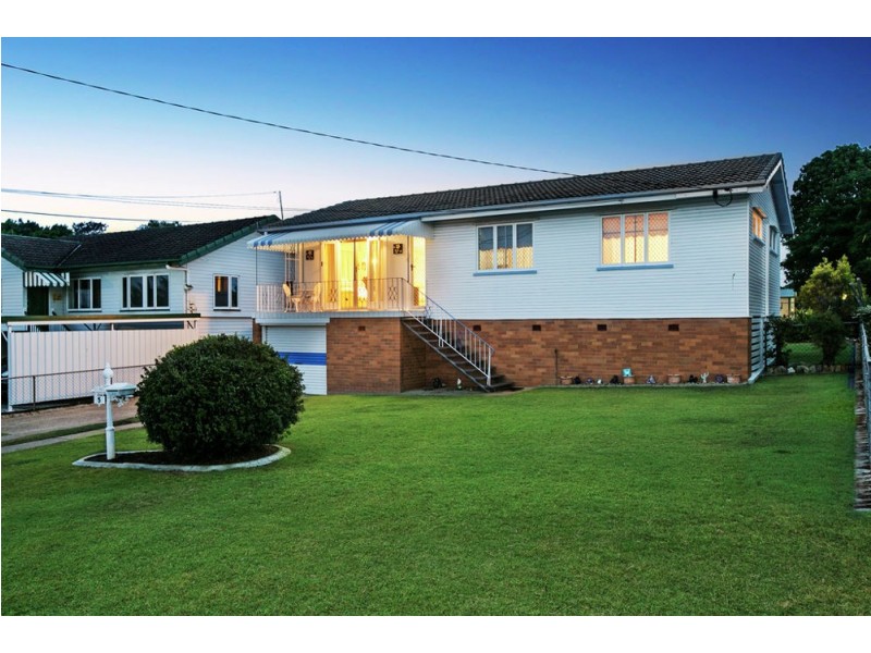 5 Hellyer St, Wynnum West QLD 4178