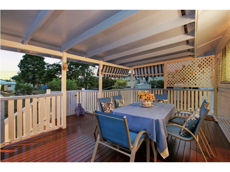 5 Hellyer St, Wynnum West QLD 4178