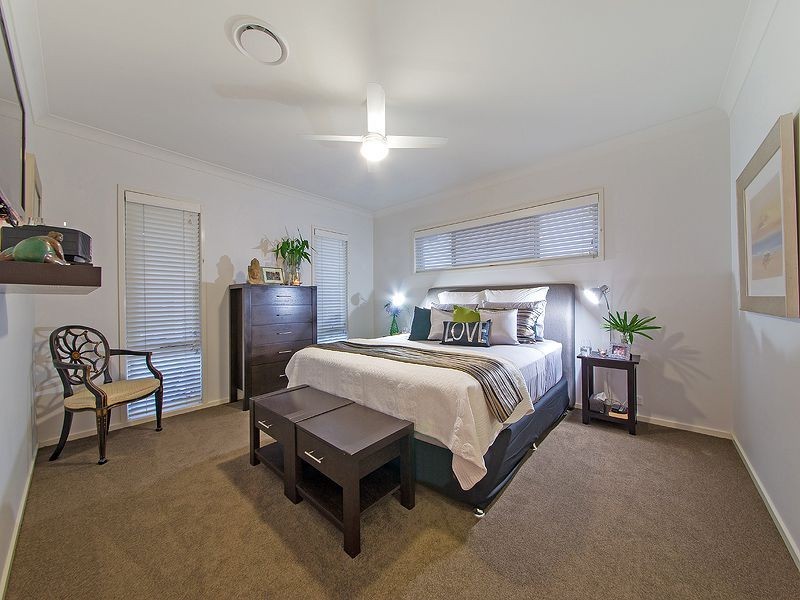 10 Doherty Place, Wakerley QLD 4154