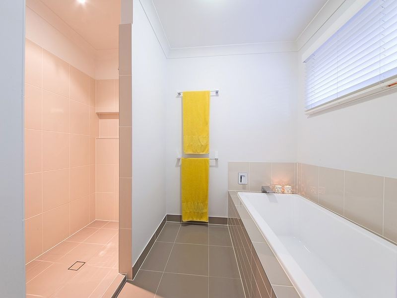 10 Doherty Place, Wakerley QLD 4154