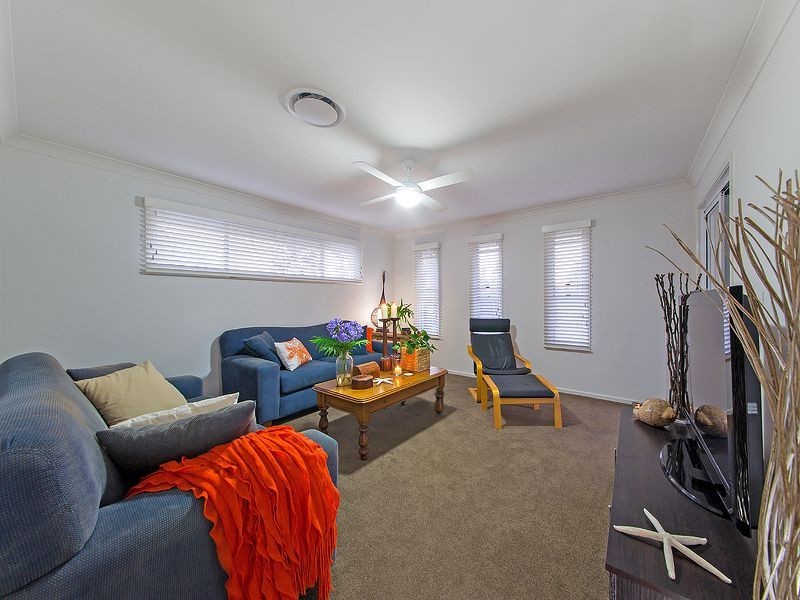 10 Doherty Place, Wakerley QLD 4154