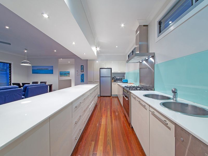 50 Boswell Terrace, Wynnum QLD 4178