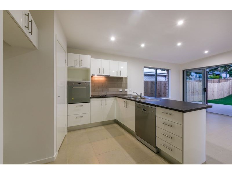134 Cameron Parade, Wynnum QLD 4178