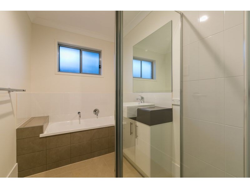 134 Cameron Parade, Wynnum QLD 4178