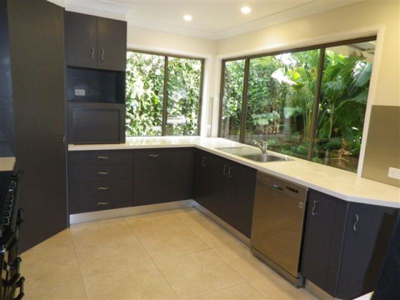 42 Mandalay Street, Fig Tree Pocket QLD 4069