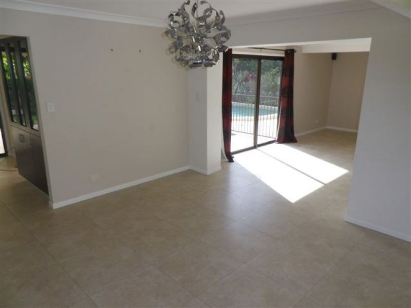 42 Mandalay Street, Fig Tree Pocket QLD 4069