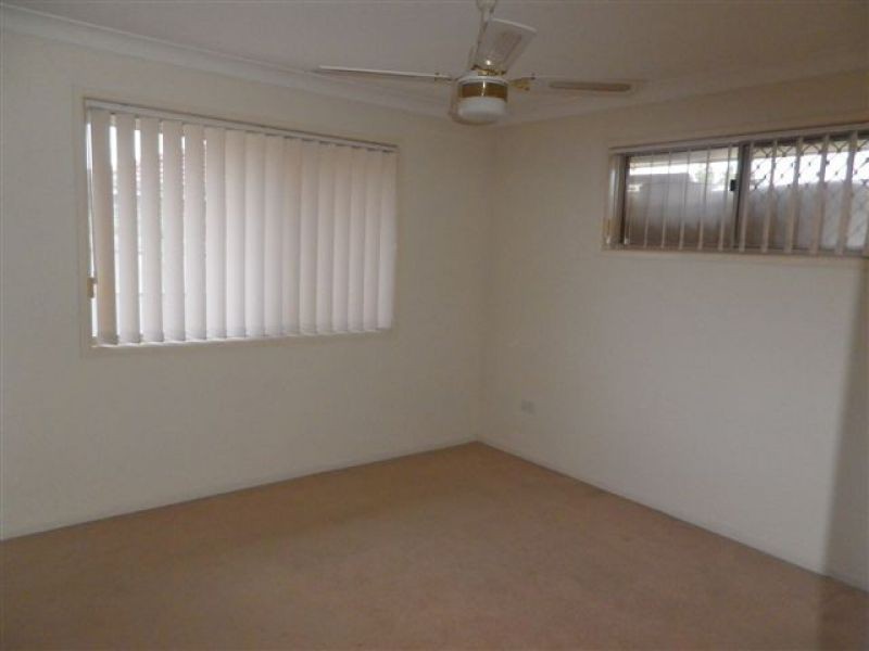 95 Evelyn Road, Wynnum West QLD 4178