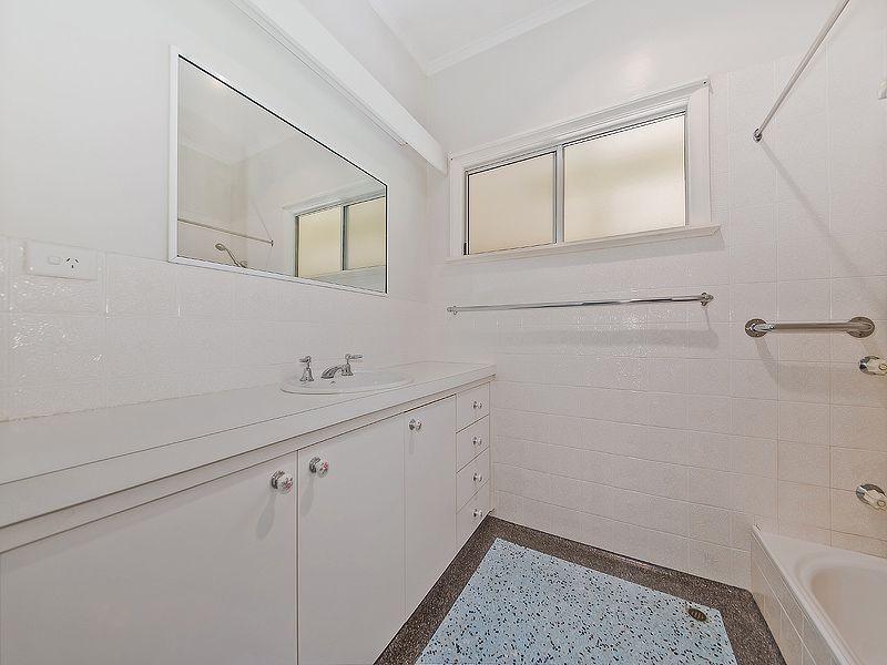 134 Coreen St, Wynnum QLD 4178