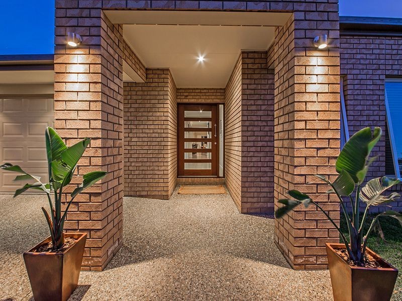 35 Higgs Cct, Wynnum West QLD 4178