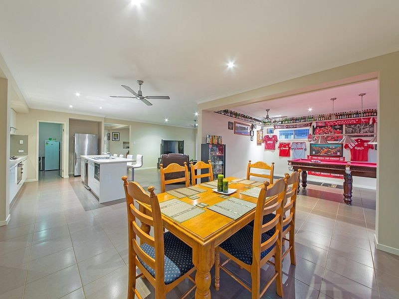 35 Higgs Cct, Wynnum West QLD 4178