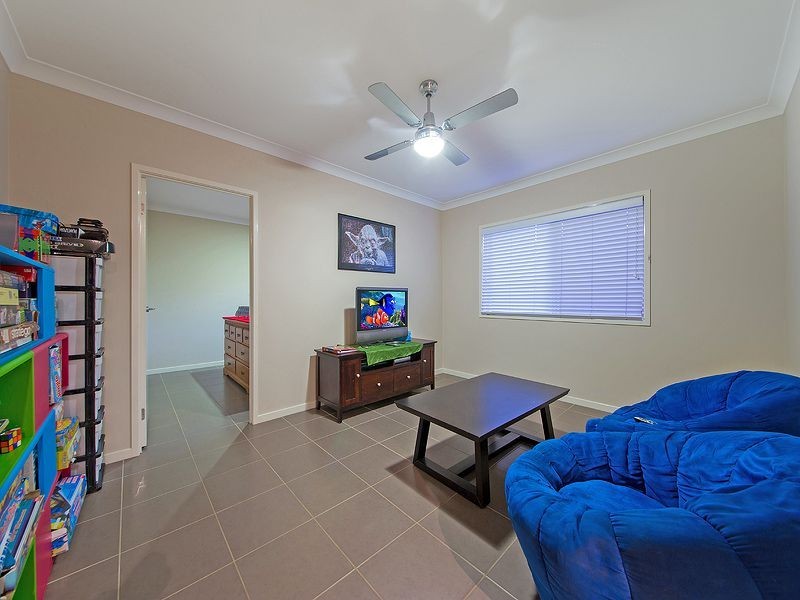 35 Higgs Cct, Wynnum West QLD 4178