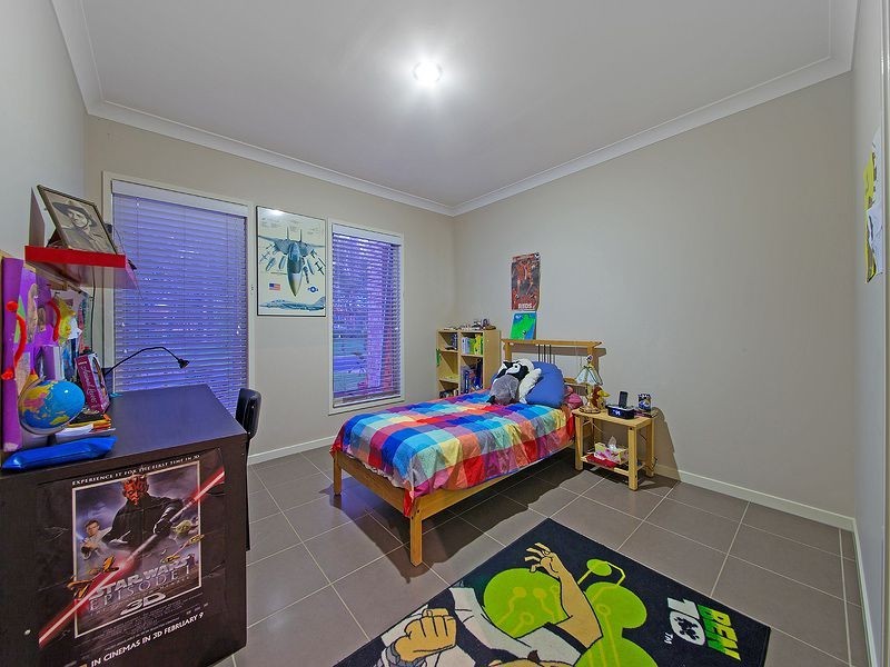 35 Higgs Cct, Wynnum West QLD 4178