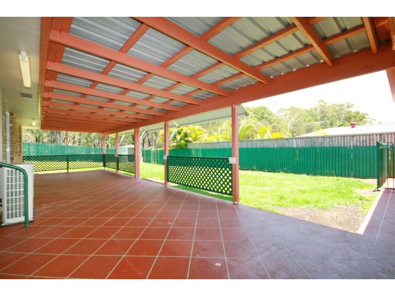 64 Sunshine Drive, Cleveland QLD 4163