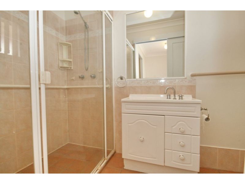 64 Sunshine Drive, Cleveland QLD 4163