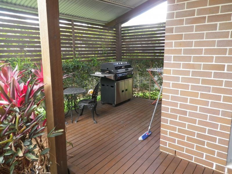 11 Serene Place, Fig Tree Pocket QLD 4069