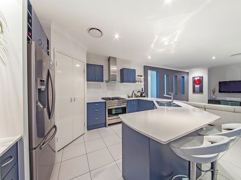 7 Brushbox Pl, Wakerley QLD 4154