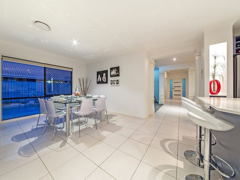 7 Brushbox Pl, Wakerley QLD 4154