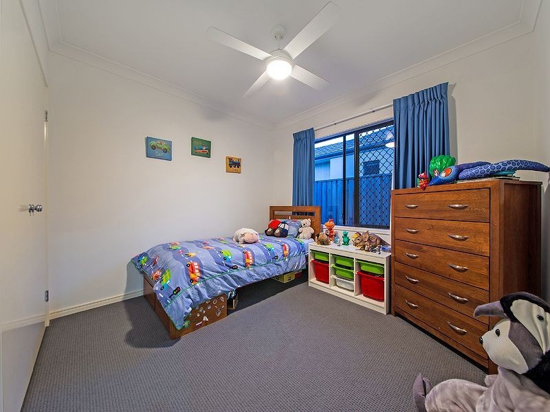 7 Brushbox Pl, Wakerley QLD 4154