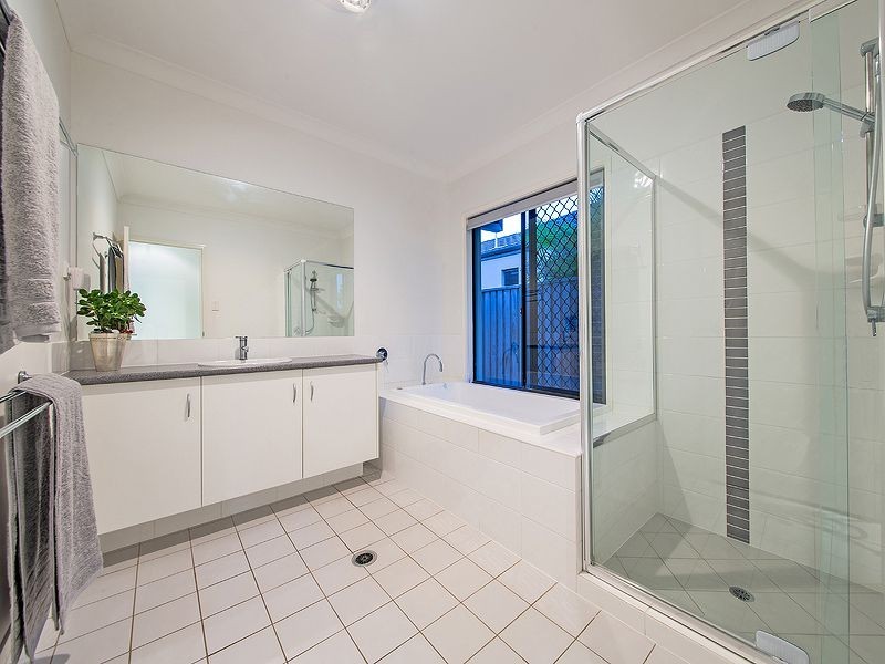 7 Brushbox Pl, Wakerley QLD 4154