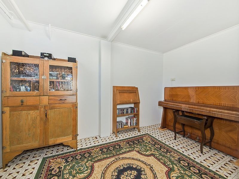 93 Greta Street, Manly West QLD 4179