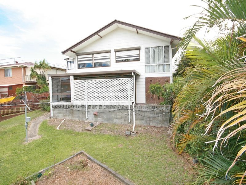 58 Roseberry Parade, Wynnum West QLD 4178