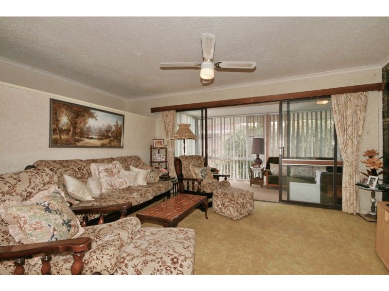 58 Roseberry Parade, Wynnum West QLD 4178